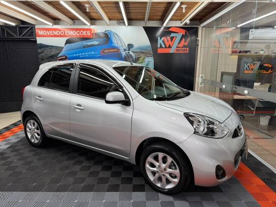 NISSAN MARCH 1.6 SV 16V FLEX 4P XTRONIC NISSAN MARCH 1.6 SV 16V FLEX 4P XTRONIC